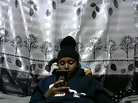 Snapshot of Sweet_kelsiey chatting on December 15, 3:20 pm Sweet kelsiey online show from December 15, 3:20 pm