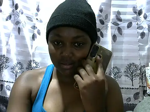 Snapshot of Sweet_kelsiey chatting on January 23, 12:09 pm Sweet kelsiey online show from January 23, 12:09 pm