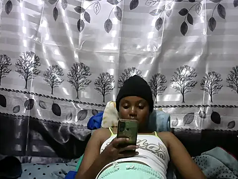 Snapshot of Sweet_kelsiey chatting on January 28, 1:16 pm Sweet kelsiey online show from January 28, 1:16 pm