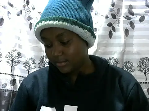 Snapshot of Sweet_kelsiey chatting on February 2, 2:24 pm Sweet kelsiey online show from February 2, 2:24 pm
