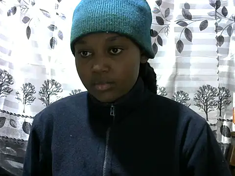 Snapshot of Sweet_kelsiey chatting on February 6, 8:13 pm Sweet kelsiey online show from February 6, 8:13 pm