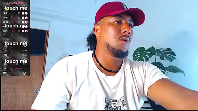 yosoy enzo2020 online show from February 22, 6:17 am