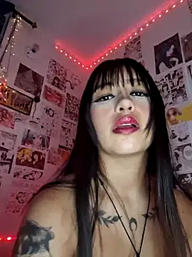 Snapshot of Hot_sophie_ chatting on March 8, 11:28 pm Hot sophie online show from March 8, 11:28 pm