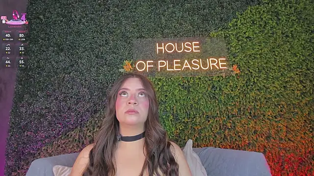 Snapshot of sarah-bonneth chatting on February 24, 11:52 am sarah-bonneth online show from February 24, 11:52 am