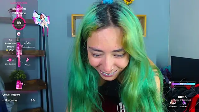 Snapshot of Erika_Stevens chatting on October 5, 4:38 pm Erika Stevens online show from October 5, 4:38 pm