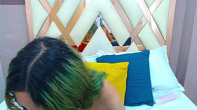 Erika Stevens online show from November 29, 3:48 pm