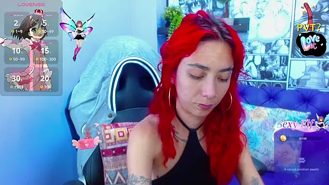 Snapshot of Erika_Stevens chatting on February 18, 3:41 pm Erika Stevens online show from February 18, 3:41 pm