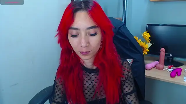 Snapshot of Erika_Stevens chatting on April 2, 3:53 pm Erika Stevens online show from April 2, 3:53 pm