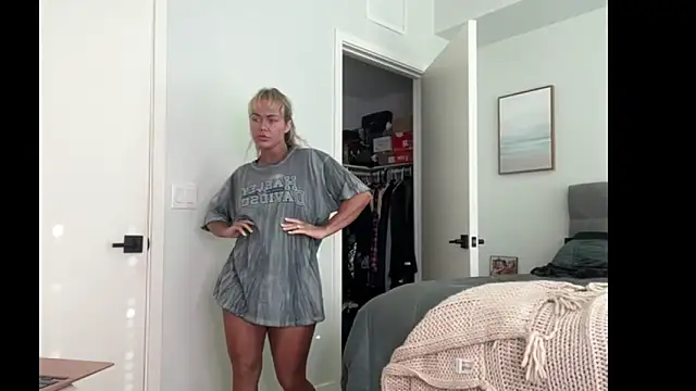 ElenaErickson online show from May 17, 12:19 am