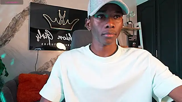 Snapshot of JacksonMuller_ chatting on February 12, 2:01 pm JacksonMuller online show from February 12, 2:01 pm