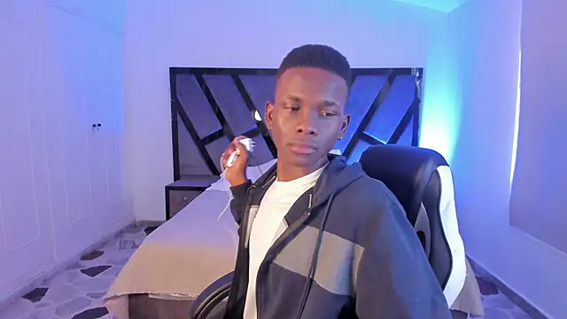 Snapshot of JacksonMuller_ chatting on February 20, 1:33 pm JacksonMuller online show from February 20, 1:33 pm