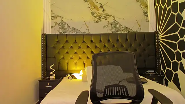 Snapshot of JacksonMuller_ chatting on March 2, 1:29 pm JacksonMuller online show from March 2, 1:29 pm