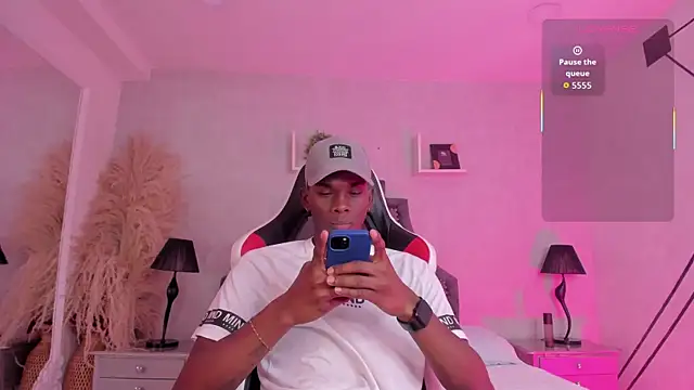 JacksonMuller  online show from May 6, 1:27 pm