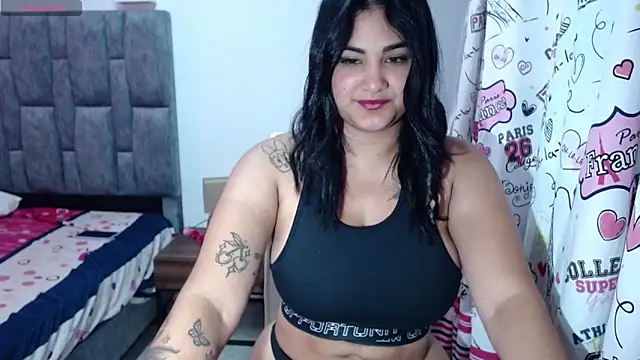 Snapshot of Alicelunaa chatting on February 17, 5:43 pm Alicelunaa online show from February 17, 5:43 pm