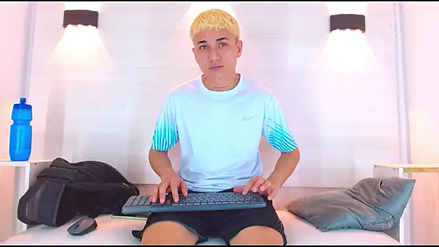 jeic 18 online show from September 26, 2:43 pm