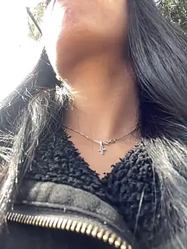 Snapshot of valentinabaez chatting on February 14, 2:33 pm valentinabaez online show from February 14, 2:33 pm