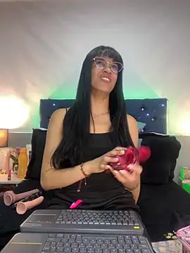 Snapshot of valentinabaez chatting on October 9, 6:50 pm valentinabaez online show from October 9, 6:50 pm