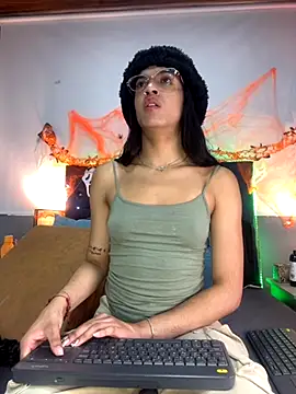 Snapshot of valentinabaez chatting on October 27, 4:11 pm valentinabaez online show from October 27, 4:11 pm