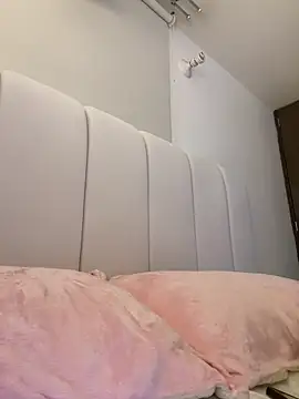 Nathcurly  online show from January 7, 3:09 am