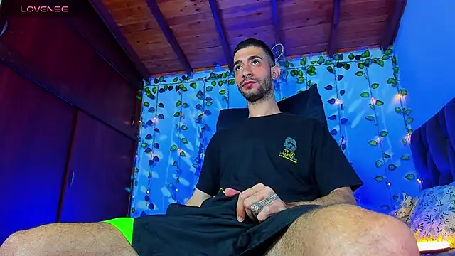 Your  hero1 online show from March 7, 3:28 pm