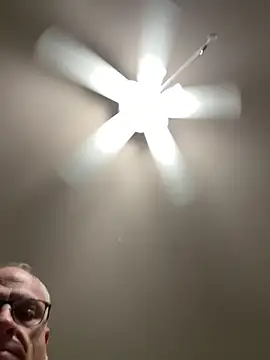 Ray997 online show from March 9, 2:43 pm