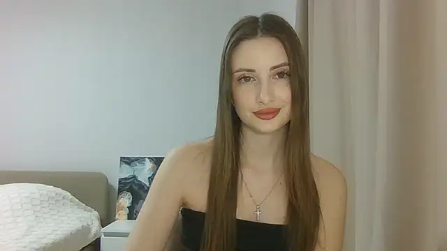 Snapshot of Jule_Helen chatting on January 23, 6:28 am Jule Helen online show from January 23, 6:28 am