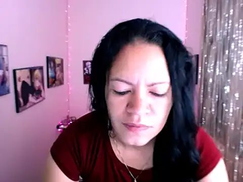Cristal w online show from January 11, 2:25 pm
