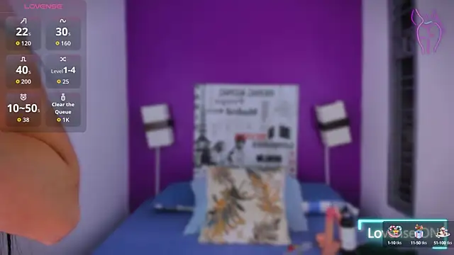 Lila Pinky online show from September 18, 2:52 pm