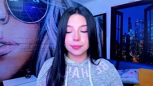 Snapshot of Small_naughty_ chatting on December 5, 2:11 pm Small naughty online show from December 5, 2:11 pm