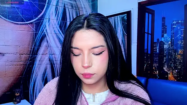 Snapshot of Small_naughty_ chatting on December 29, 1:06 pm Small naughty online show from December 29, 1:06 pm