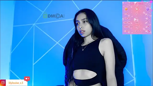 lilylouisee online show from March 15, 11:22 pm