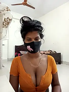 Snapshot of Anusri- chatting on December 16, 10:31 am Anusri- online show from December 16, 10:31 am