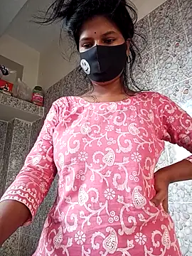 Snapshot of Anusri- chatting on December 22, 8:44 am Anusri- online show from December 22, 8:44 am