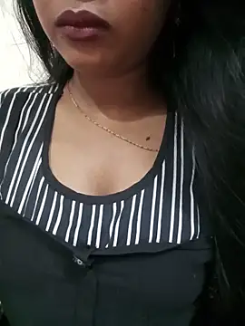 Snapshot of Anusri- chatting on June 14, 4:09 pm Anusri- online show from June 14, 4:09 pm