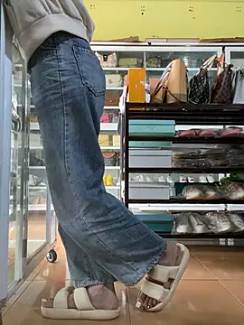 Rosa 998 online show from December 13, 9:13 am