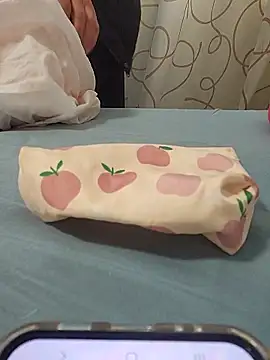 Snapshot of Beijing2000 chatting on March 11, 12:16 am Beijing2000 online show from March 11, 12:16 am