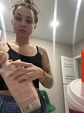 ellie ssexy online show from December 17, 3:50 am