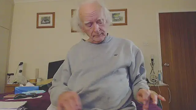 WaverlyKernow online show from January 19, 2:59 pm