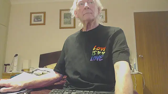 WaverlyKernow online show from February 14, 9:13 am