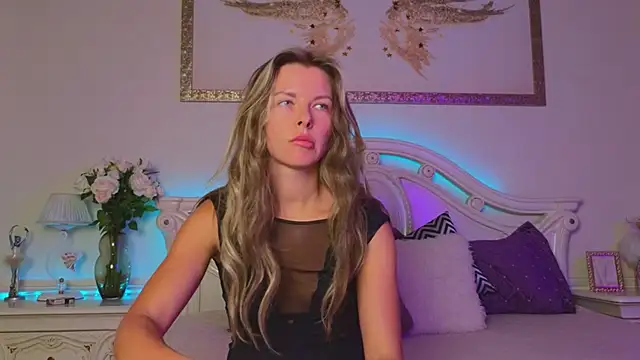 Real Tini online show from September 24, 11:57 am