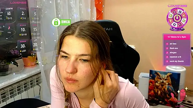 Snapshot of mag1c_eyes1 chatting on March 24, 4:56 pm mag1c eyes1 online show from March 24, 4:56 pm