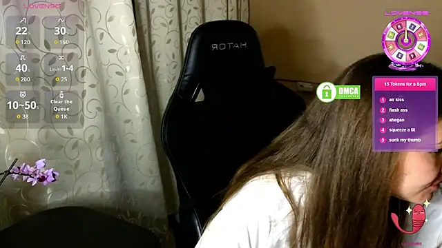 Snapshot of mag1c_eyes1 chatting on May 21, 7:10 pm mag1c eyes1 online show from May 21, 7:10 pm
