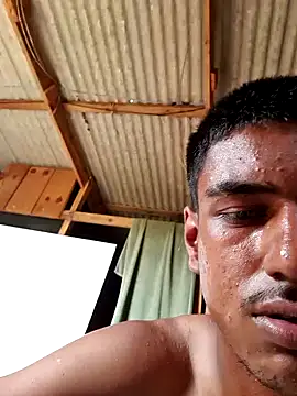 Snapshot of fernandes_v chatting on January 20, 6:21 pm fernandes v online show from January 20, 6:21 pm