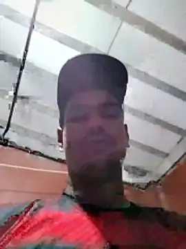 Snapshot of fernandes_v chatting on January 7, 10:34 pm fernandes v online show from January 7, 10:34 pm