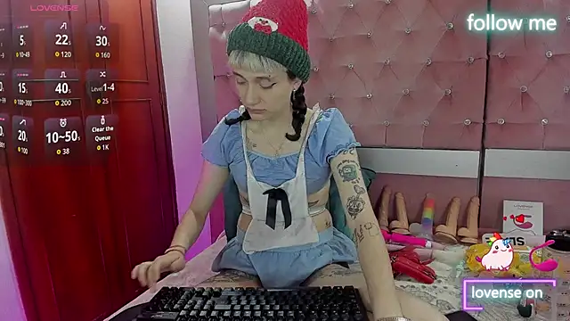 neeko princes online show from December 1, 12:10 pm