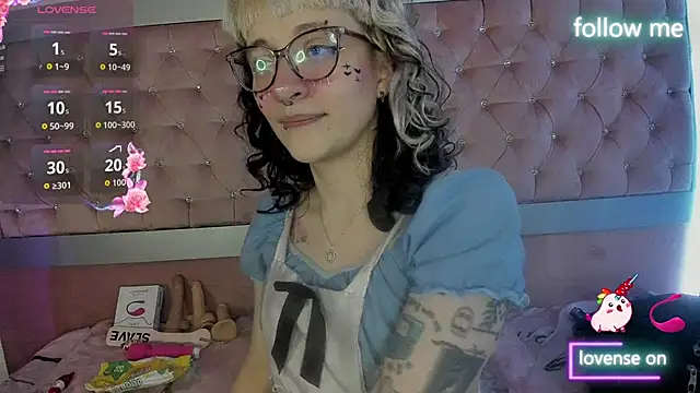 neeko princes online show from May 11, 4:04 pm
