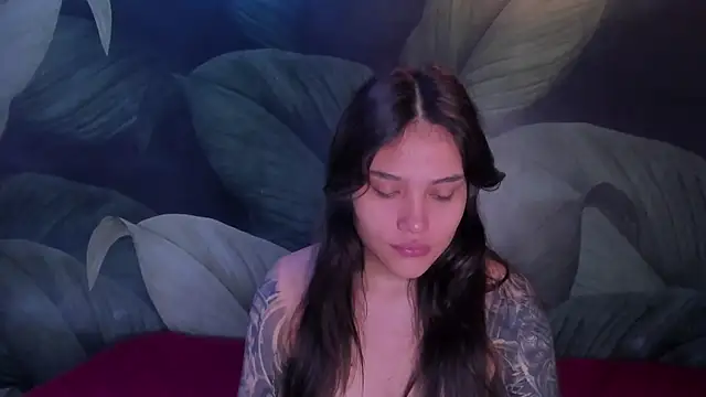 Snapshot of sweett_dirty chatting on February 1, 12:26 pm sweett dirty online show from February 1, 12:26 pm