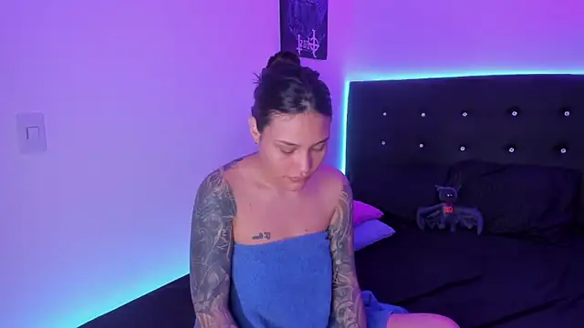 sweett dirty online show from May 23, 3:49 pm