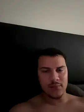 Snapshot of Cocoonefiree chatting on September 25, 1:04 pm Cocoonefiree online show from September 25, 1:04 pm