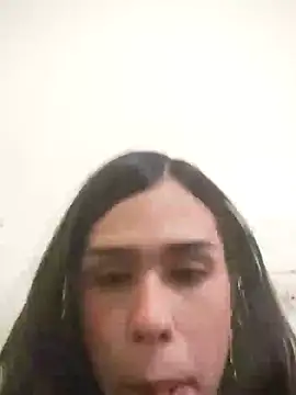 pretty ariiel online show from June 27, 4:23 pm